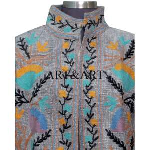 Chaqueta Acolchada de Invierno para Mujer, Tejida a Mano en Algodón, Bordada con Suzani, Abrigo Corto y Acogedor - Product Image 3