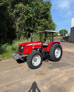 Achetez un tracteur Massey Ferguson MF135 à haute performance. - Product Image 1
