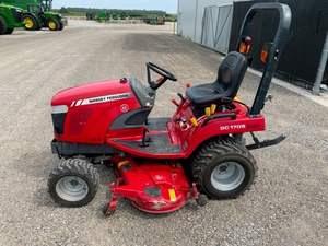 2018 Massey Ferguson GC1705 With Quick Attach Loader & Pin <b>on</b> Bucket 3 Point Hitch, Easy to Use Hydrostatic Drive - Product Image 5