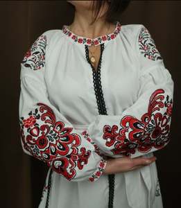 Vestido de mujer étnico popular de estilo bohemio bordado ucraniano con vestido suelto muy elegante geométrico ucraniano bordado a mano - Product Image 5