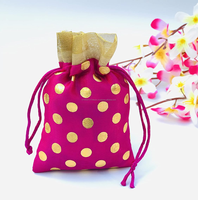 Brocart indien Potli mariage fête faveur retour cadeau sac fruits secs bonbons Potli cordon Potli pochette