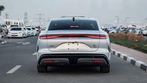 BYD HAN L EV Edición Premium con LiDAR, Autonomía de 501-600 km, Motor de 300 kW y Batería de 70-90 kWh - Product Image 3