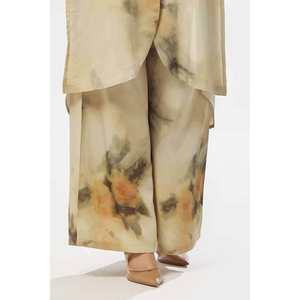 Traje de satén sin costuras de 2 piezas, modelo TL-52133 a, estampado en viscosa - Product Image 2