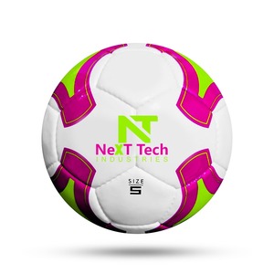 Tech Industries Ballon d'entraînement de football Matériau PU à des fins d'entraînement avec un design personnalisé et un logo personnalisé - Product Image 4