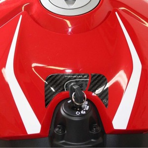 Adesivo Protettivo 3D per Serbatoio Personalizzato Compatibile con Ducati Panigale V4 2018-2024 - Product Image 1