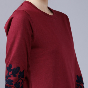 เสื้อสเวตเชิ้ตคอกลมโอเวอร์ไซส์สำหรับผู้หญิง ดีไซน์ใหม่ สำหรับฤดูหนาว สีพื้น ผลิตจากผ้าโพลีเอสเตอร์/คอตตอนผสม สวมใส่สบายๆ - Product Image 3