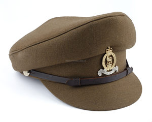 Gorras de Alta Calidad con Pico, Insignia de Bullion Personalizada, Gorras de Uniforme con Corona Estructurada, Diseño Duradero, Proveedor Mayorista - Product Image 4