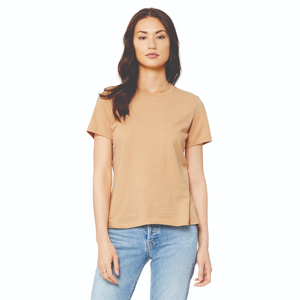 T-shirt pour femme sur mesure de qualité supérieure coupe ajustée et design confortable à porter toute la journée pour l'été - Product Image 1