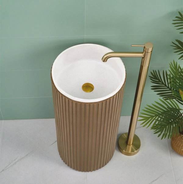 เบสขาว &amp; น้ำตาล