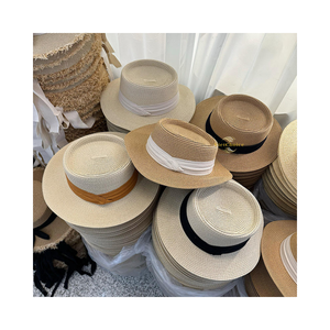 Sombrero de Paja Hecho a Mano, Material Natural, Accesorio de Moda de Verano - Product Image 1