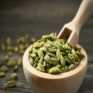 Cardamomo Verde Seco Fresco de 7mm-8mm, Baja Humedad, Empaque en Bolsa PP - A Granel, Directo de Fábrica India, Para Cocinar, Precio Competitivo - Product Image 4
