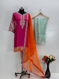 Nouveau Designer à la mode lourd fausse Georgette à volants Lehenga élégant vêtements de mariée modernes détails complexes prêt-à-porter pour les fêtes - Product Image 5