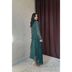 Vestido de Chifón al Por Mayor con Corte en A y Detalle de Cintura Imperio en Color Esmeralda - Product Image 1