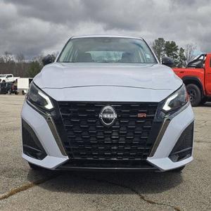 Nissan Altima 2.5 SR 2024 en EXCELENTE ESTADO - Product Image 1