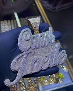 Dijes Personalizados con Letras y Diamantes Redondos de 5CT, Chapados en Oro Blanco de 14K sobre Plata de Ley, Clásicos para Fiestas - Product Image 2