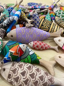 Peces de madera artesanales únicos disponibles a granel para exportación con grandes ofertas coloridos peces de madera de Vietnam listos para la venta - Product Image 4
