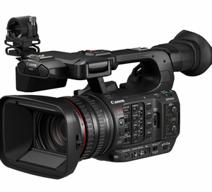 EXCELLENT Condition XF605 UHD 4K HDR Pro Camcorder wIth accessories - Product Image 4