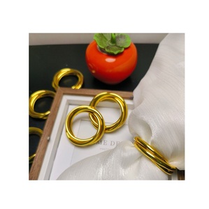 Ronds de serviette en métal contemporains, inspirés de l'esthétique minimaliste, offrant durabilité, élégance et un style de table raffiné. - Product Image 5