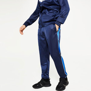 Conjunto de chándal de algodón 100% personalizable para hombre, ropa de entrenamiento y entrenamiento de invierno con patrón sólido, totalmente transpirable, venta al por mayor - Product Image 5