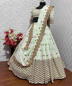 Dernière collection pour mariage Lehenga Choli avec broderie lourde travail en gros prix le plus bas vêtements ethniques vêtement - Product Image 4