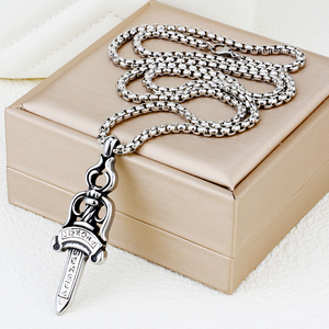Grande <span class=keywords><strong>collana</strong></span> Vintage in acciaio inossidabile placcato <span class=keywords><strong>oro</strong></span> per <span class=keywords><strong>uomo</strong></span> stile HipHop per <span class=keywords><strong>collana</strong></span> con spada regalo - Product Image 5