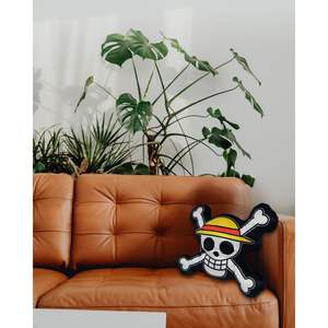 Coussin de siège et oreiller One Piece avec logo tête de mort, design Kissen - Product Image 3