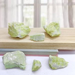 หินหยาบธรรมชาติคดเคี้ยวขายส่งจำนวนมาก-ผลึกดิบรักษาแร่ธาตุ-คริสตัลบำบัดและแร่ธาตุจำนวนมาก - Product Image 3