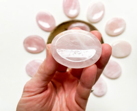 Venta al por mayor de piedras de cristal de cuarzo rosa, piedras naturales, artesanías de cristal, rocas de Reiki, minerales, gemas, terapia de piedra de Jade Feng Shui
