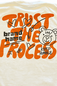 Camiseta de algodón 100% para hombres y mujeres logotipo bordado personalizado listo para usar ropa de moda OEM de Vietnam - Product Image 4