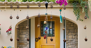 Campanas colgantes elegantes hechas a mano con forma de racimo dorado, campanas de viento para balcón interior y exterior y decoración de boda, adornos de jardín - Product Image 2