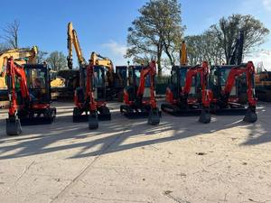 Mini-excavatrice KX027-4 avec godet de 0,21 m, type chenillé, haute efficacité opérationnelle, hauteur de fouille de 3,5 m, profondeur de 2,8 m, 2430 kg, 21 kW - Product Image 5