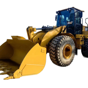 Chargeuse sur pneus diesel d'occasion de 5 tonnes, jaune, robuste, pour opérations en terminal portuaire - Product Image 1
