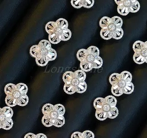 18K Gold Delivate DESIGN Clover SHining Diamond Earring White Color HIGH Quality 18K Gold Earring