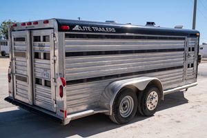 Remolque para Ganado 2025 al Por Mayor de Fábrica, Económico, con Paredes Laterales Desmontables, para Ovejas, Caballos y Vacas, 3 Ejes, con Valla - Product Image 3