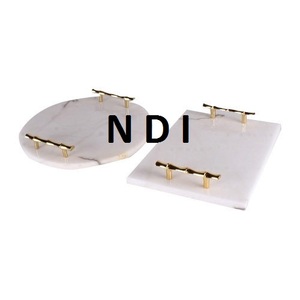 Bandeja de Metal Dorada para Servir Alimentos, Diseño Único Hecho a Mano, Bandeja de Metal para Decoración de Mesa de Comedor, Bandeja para Servir - Product Image 5