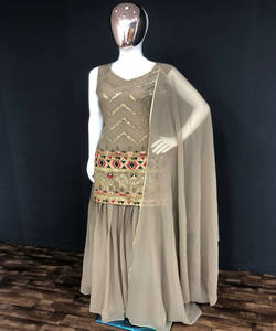 Designer indien Lahenga Choli avec chemisier Designer traditionnel indien Tenue décontractée Robe rose colorée avec vêtement Dupatta Bo - Product Image 1