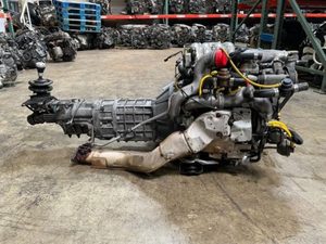 Motor 1JZGTE NON-VVTI Twin Turbo de 2.5L con Cárter Delantero y Transmisión Manual R154 de 5 Velocidades para JZA70 Supra JZZ30 Soarer - Product Image 2