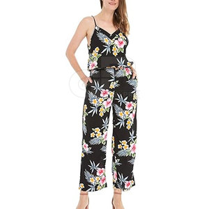 Conjunto completo de ropa familiar para vacaciones, ropa cómoda a juego para viajes familiares, vacaciones en resorts y ocasiones especiales de viaje. - Product Image 5