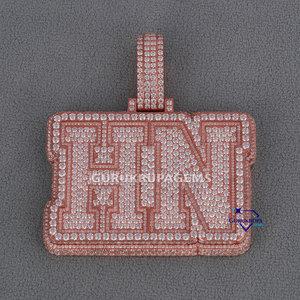 อุปกรณ์เสริมที่สมบูรณ์แบบสําหรับผู้หญิงที่ตกแต่งด้วยจี้เพชร moissnaite เงินแท้ 925 ที่ทําด้วยความใสของวีวีเอส - Product Image 1