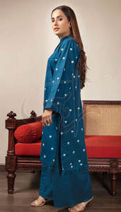 Trajes Formales de Alta Calidad para Mujer, Diseño y Logotipo Personalizables, Venta al Por Mayor Disponible - Product Image 3