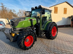 Fendt 209P 110 HP Farm <b>Wheel</b> Tractor <b>for</b> Sale - Product Image 6