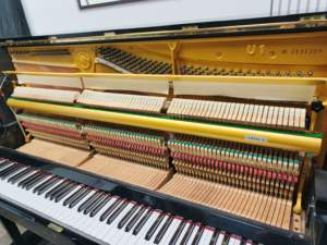 Piano Vertical Yamaha U1H 2131259, Servicio Profesional, Afinado, Calidad Garantizada, Ideal para Artistas - Product Image 4