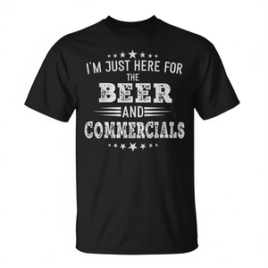 Camiseta para mujer con estampado de "I'm Just Here For The Beer And Commercials" de fútbol americano - Product Image 2