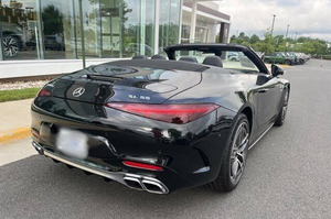 Negro 2024 SL-Class AMG SL 63 4MATIC Usado Volante a la Izquierda Tracción Total Asientos de Cuero Calefactables Navegación Asistencia al Conductor - Product Image 5