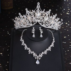 Luxury Heart Crystal Bridal Jewelry Sets Wedding Cubic Zircon Crown <b>Earring</b> Choker Necklace Set Indian Beads Jewelry Set <b>Frozen</b> - Product Image 3