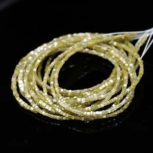 Diamant naturel jaune de qualité AAA+ - Perle cubique facettée - Type diamant naturel - Product Image 3