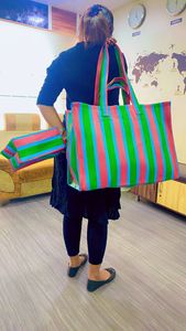 Bolsas de compras reutilizables a rayas de PP tejidas recicladas de nailon ecológicas Supermercado hecho de plástico de polipropileno reciclado sostenible - Product Image 6