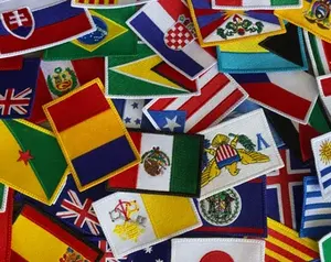 Parches de sombrero de hierro bordados con diseño personalizado promocional de fábrica para ropa parche tejido - Product Image 5