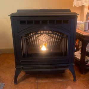 Estufa de pellets de madera de alimentación automática con gran salida de calor y función de control de temperatura calentador eléctrico disponible para la venta - Product Image 6