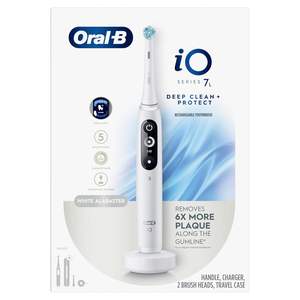 Cepillo de dientes eléctrico Oral-B iO Serie 8 con 2 cabezales de repuesto y estuche de viaje, cepillo de dientes recargable, color blanco alabastro - Product Image 3